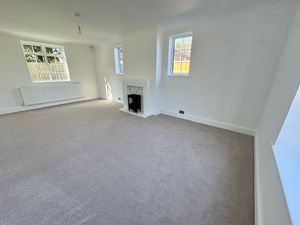 Lounge- click for photo gallery